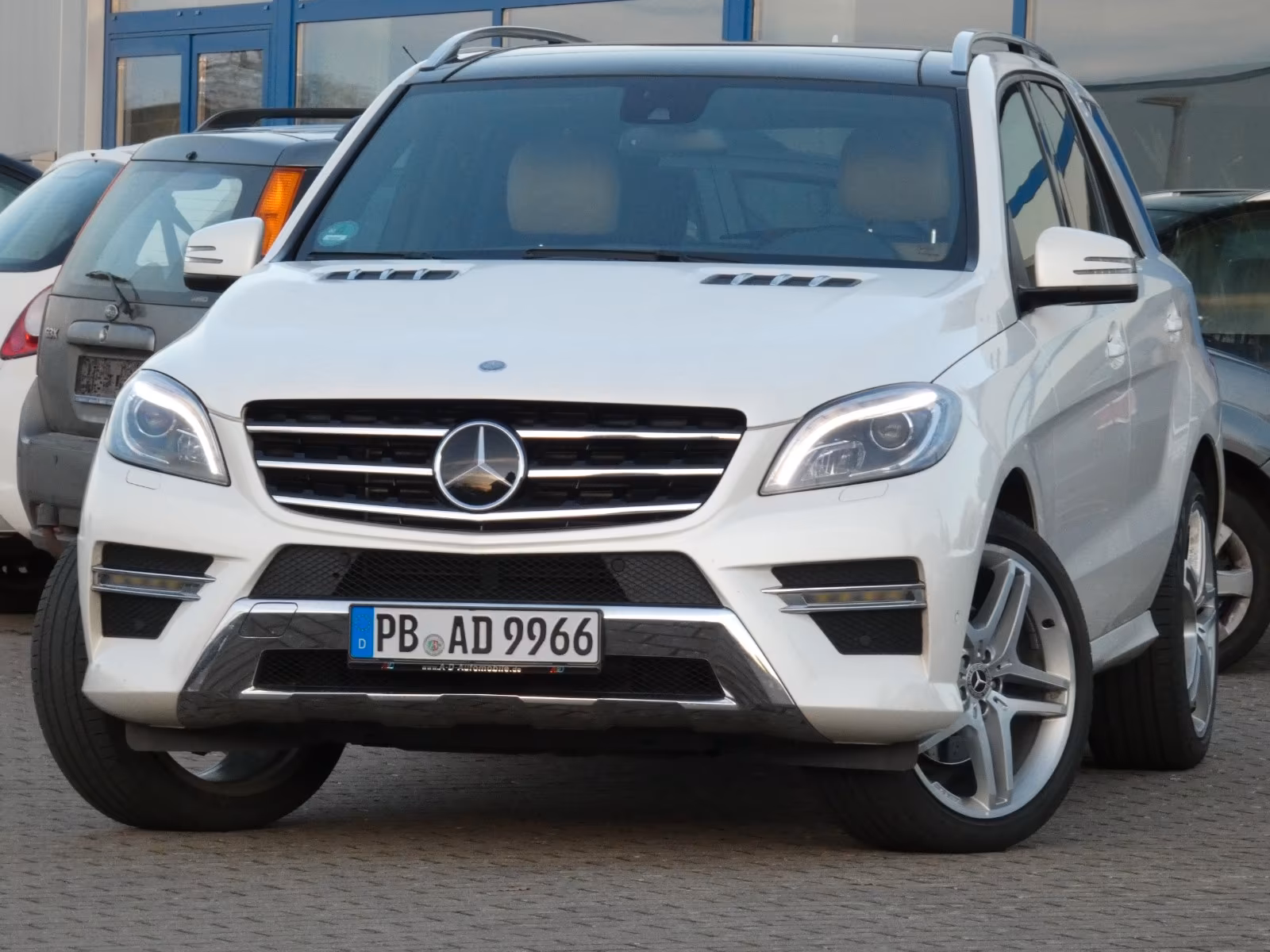Mercedes-Benz ML 350 ML CDI BlueTec/ AMG-Line